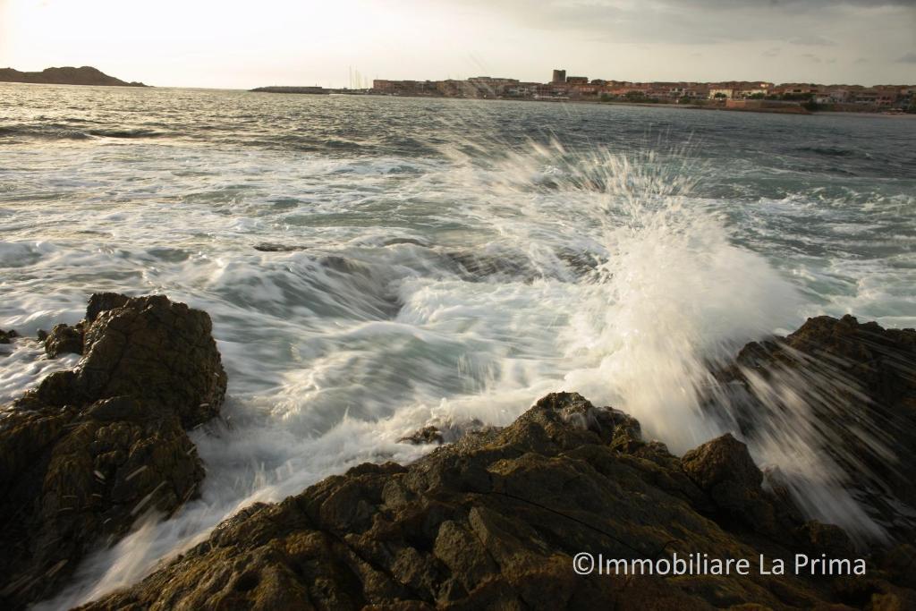 Appartamenti Ideal Isola Rossa Luaran gambar